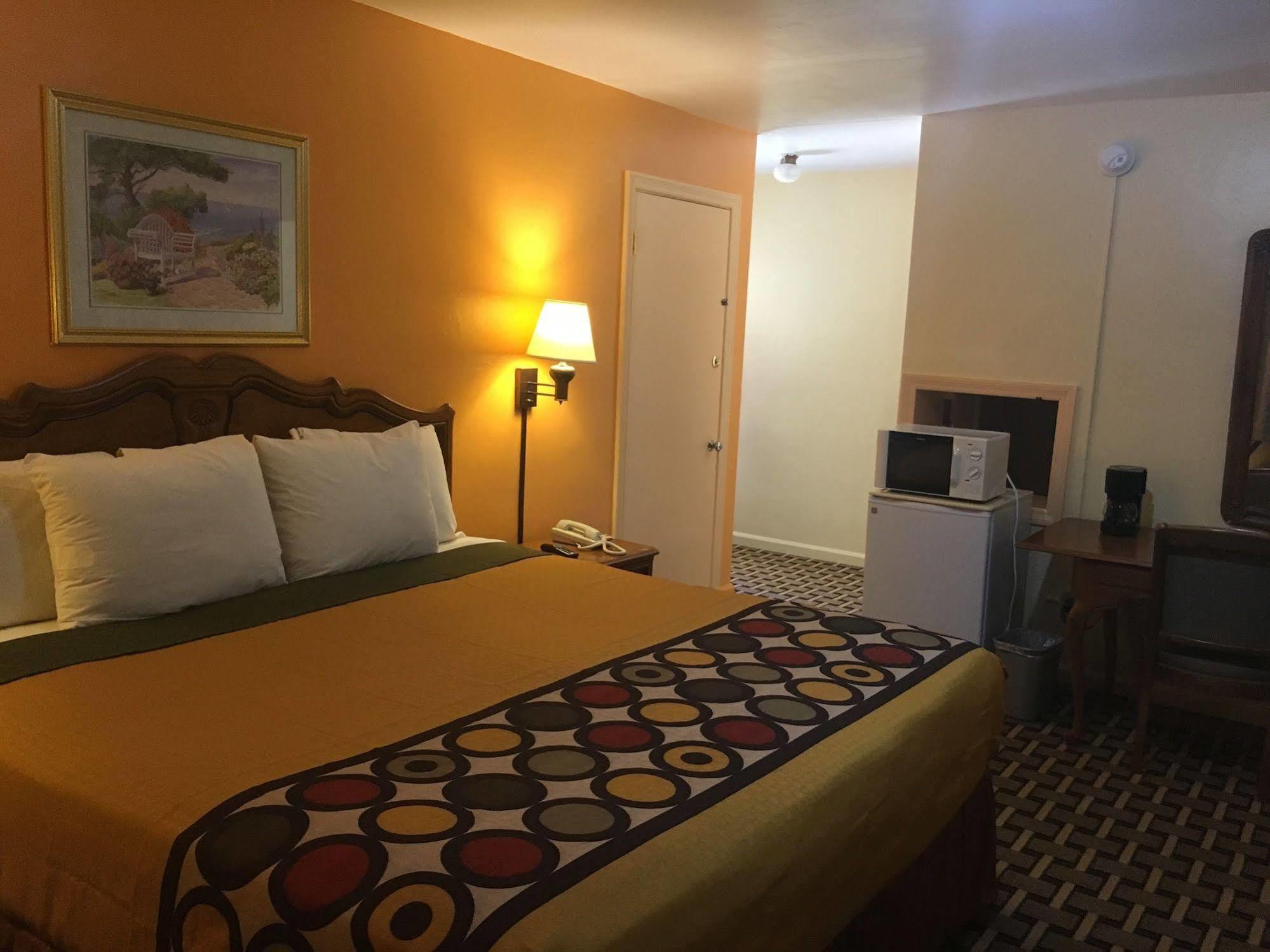 Old Kentucky Home Motel บาร์ดสทาวน์ ภายนอก รูปภาพ